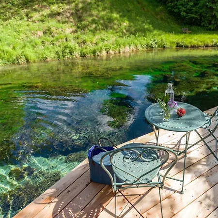 בית הארחה Blaue Quelle 3*