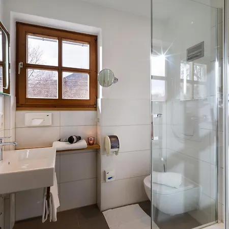 Blaue Quelle בית הארחה